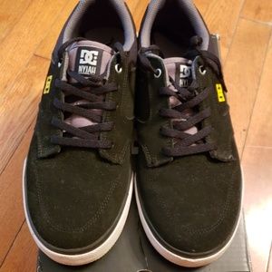 Youth DC Sneaker